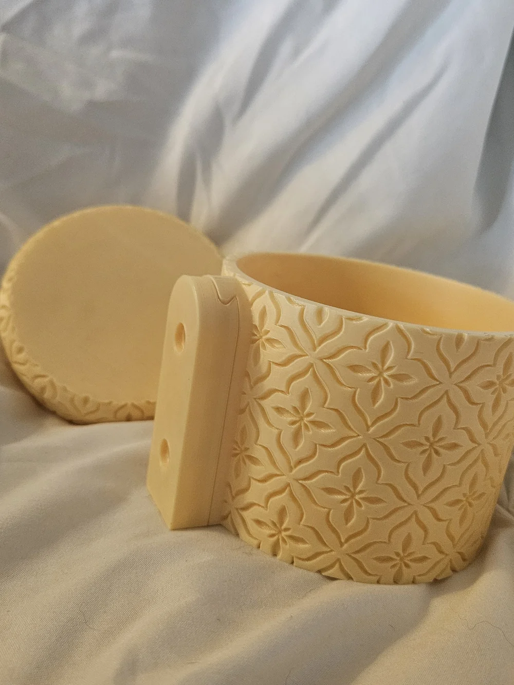 Decorative Embossed 3d Printed Planter - Light Yellow